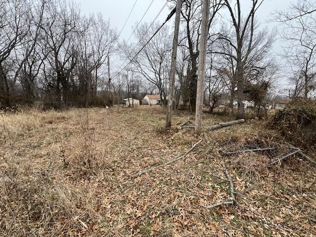 3627 Ditzler Ave, Kansas City, MO 64133