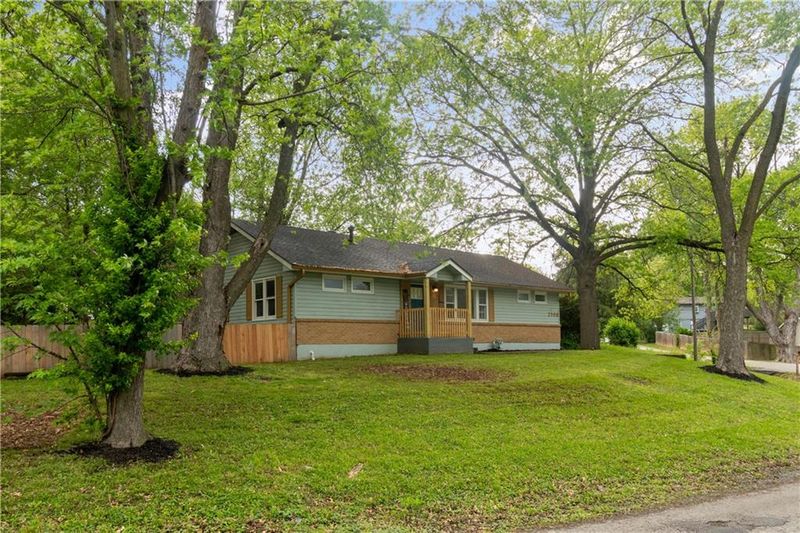 2500 N 65th St, Kansas City, KS 66104