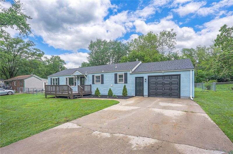 6148 Sloan Ave, Kansas City, KS 66104