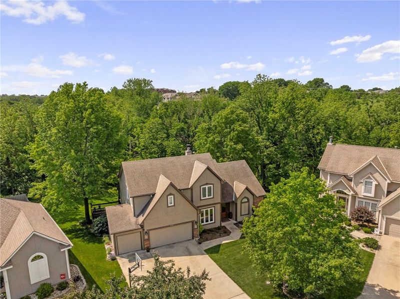 16529 W 81st St, Lenexa, KS 66219