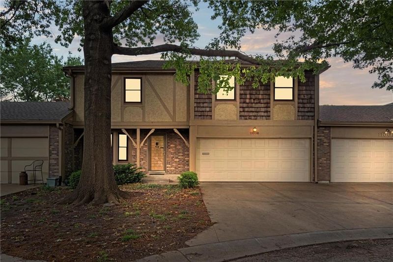 11008 W 95th Ter, Overland Park, KS 66214