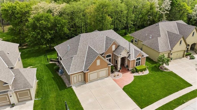 5401 NW 78th St, Kansas City, MO 64151