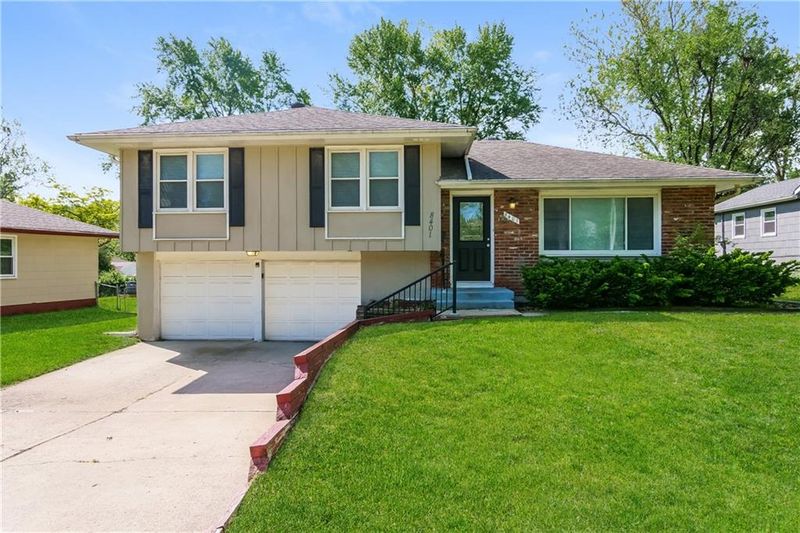 8401 E 92nd Ter, Kansas City, MO 64138