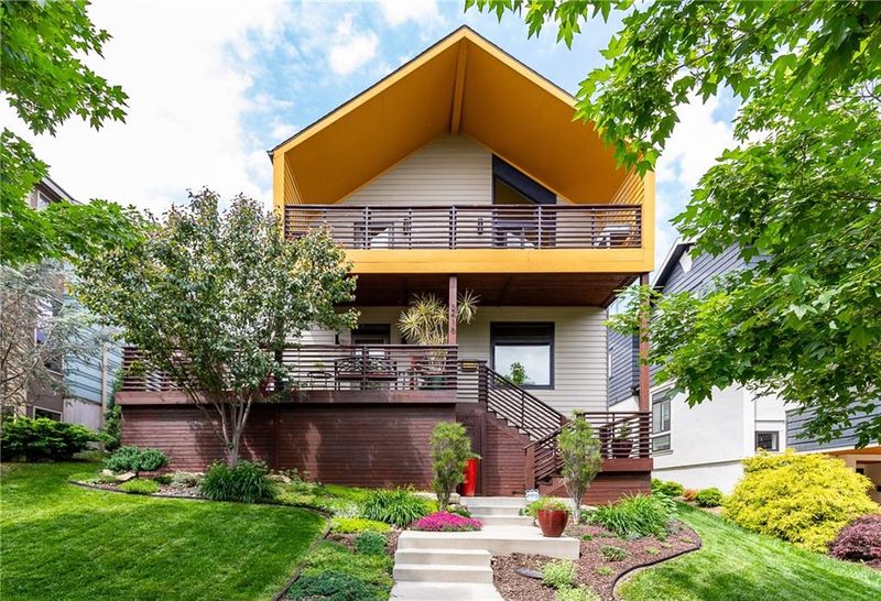 2416 Forest Ave, Kansas City, MO 64108