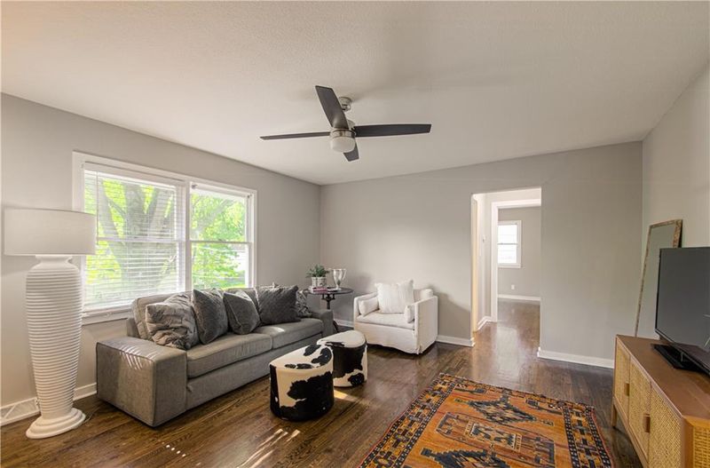 7415 Ash Ave, Raytown, MO 64133