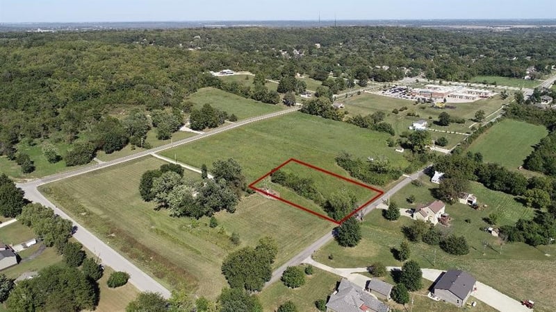 2104 Limit St, Leavenworth, KS 66048