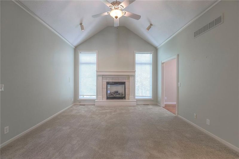 1800 NE 80th Ter, Kansas City, MO 64118
