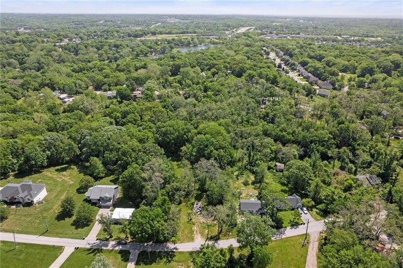 5237 N Merrimac Ave, Kansas City, MO 64151