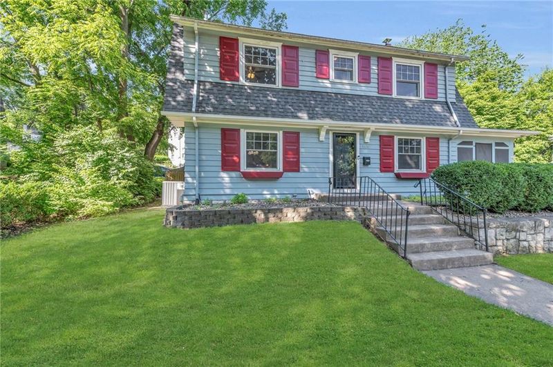 5424 Cherry St, Kansas City, MO 64110