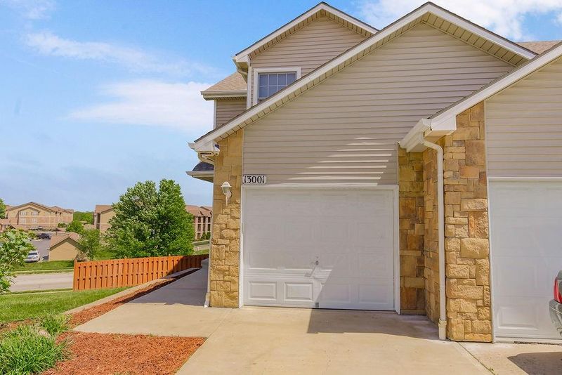 13001 Everett Ct, Kansas City, KS 66109