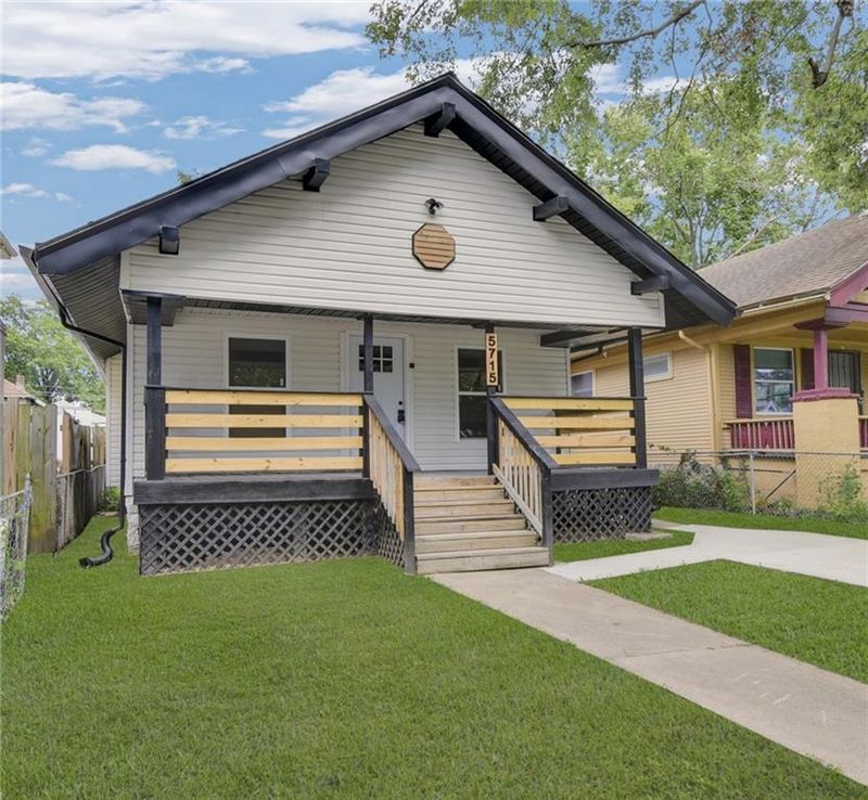 5715 Forest Ave, Kansas City, MO 64110