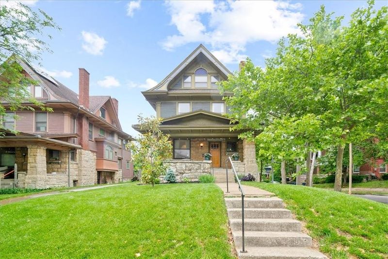 4100 Harrison St, Kansas City, MO 64110