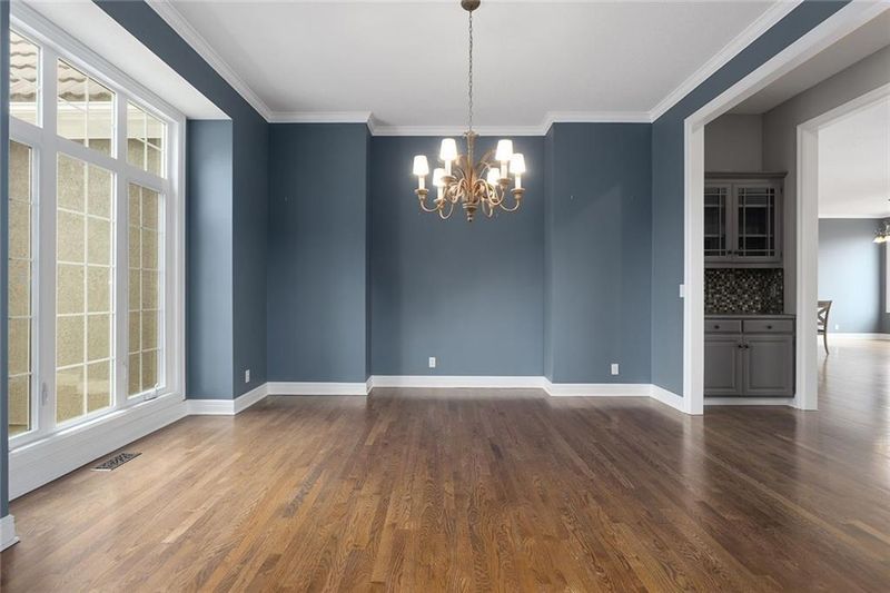 4005 W 149th St, Overland Park, KS 66224