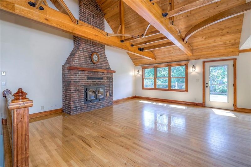 23400 Cottage Ln, Harrisonville, MO 64701