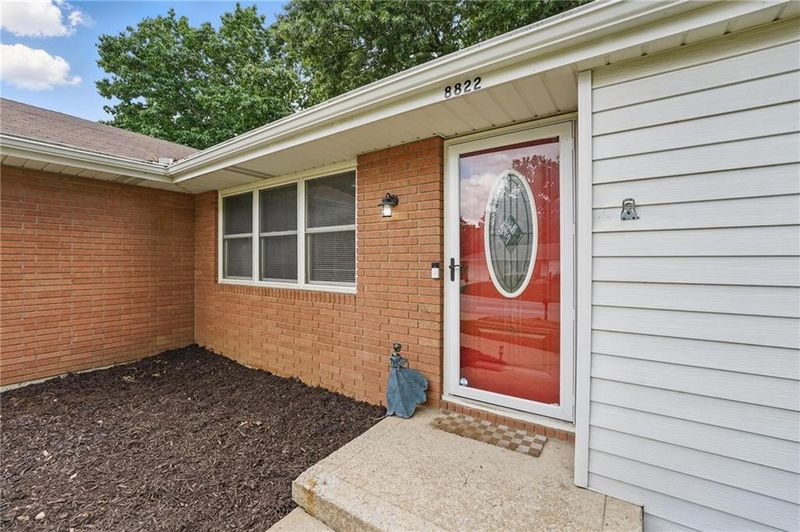 8822 N Mcgee St, Kansas City, MO 64155