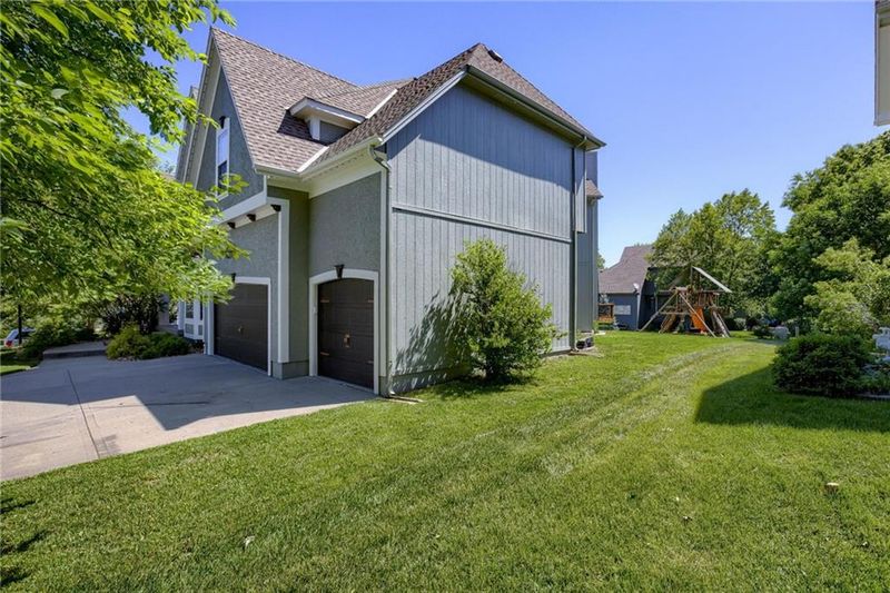 8601 N Eastern Ave, Kansas City, MO 64157