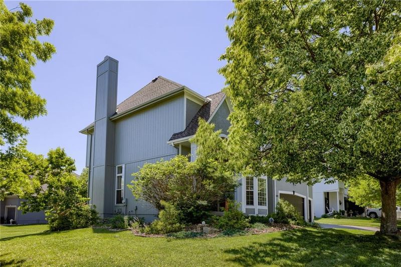 8601 N Eastern Ave, Kansas City, MO 64157