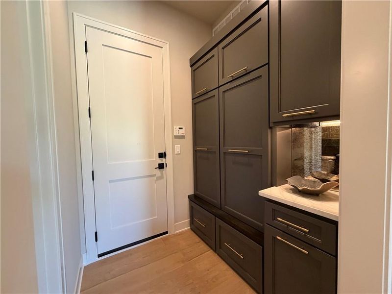 3248 W 133rd Ter, Leawood, KS 66209