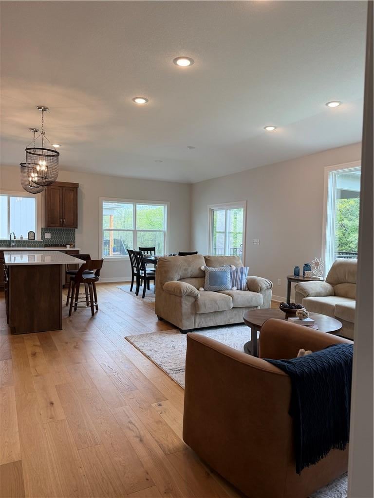 901 Reed Dr, Raymore, MO 64083