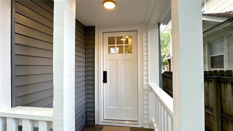 1014 E 42nd St, Kansas City, MO 64110
