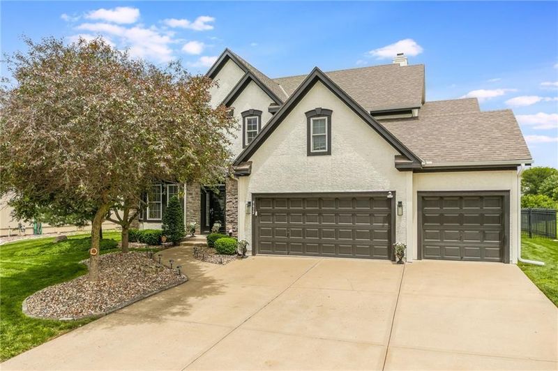 9612 NE 95th Ter, Kansas City, MO 64157