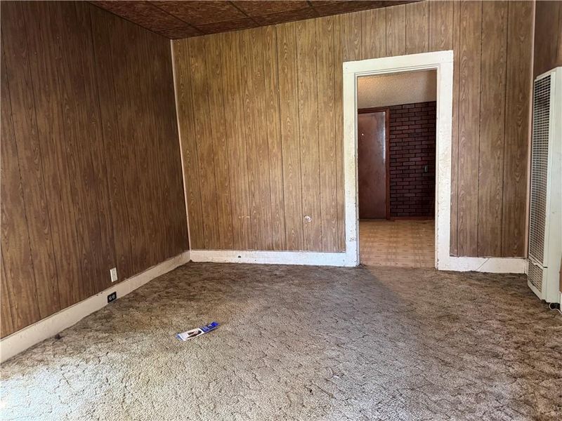 2225 Crawford Ave, Parsons, KS 67357