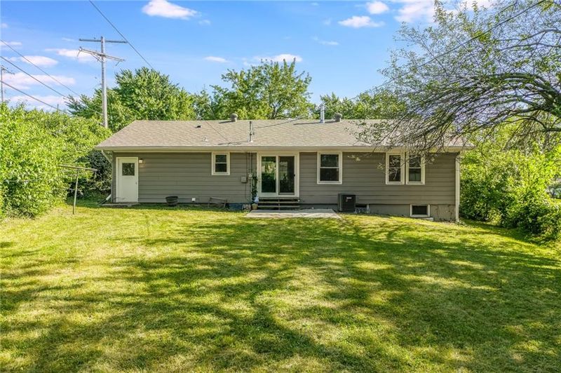 3804 E 106th Ter, Kansas City, MO 64137