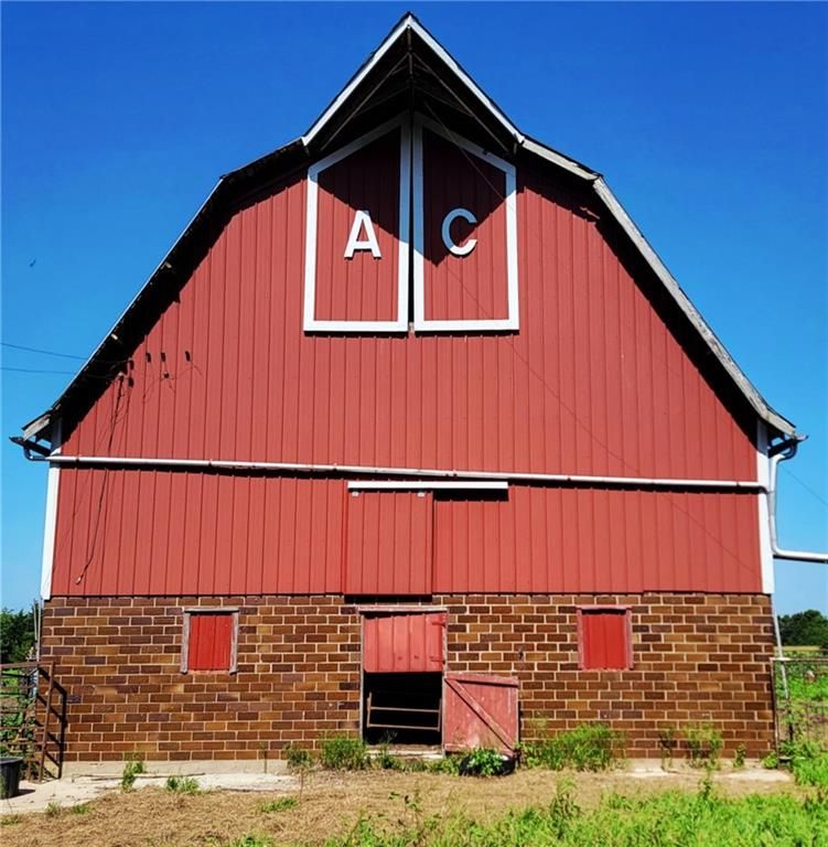 18400 Keitel Rd, Parker, KS 66072