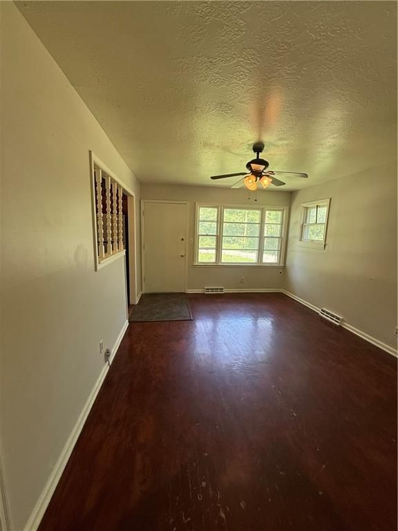 7801 Ozark Rd, Kansas City, MO 64129
