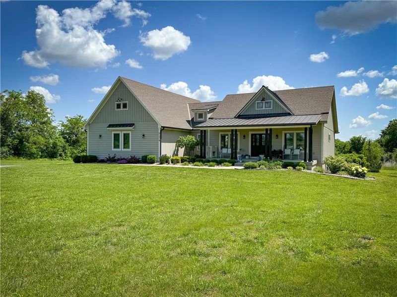 21219 S Coleman Rd, Peculiar, MO 64078