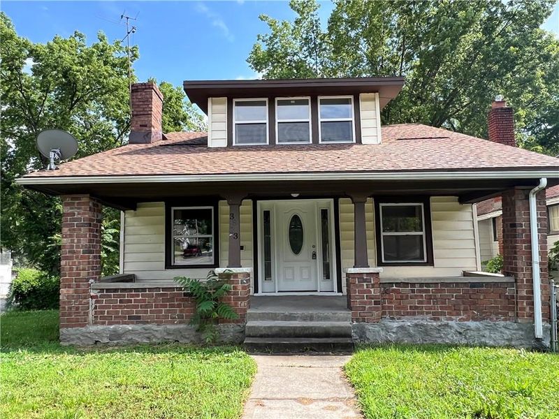 3823 E 39th St, Kansas City, MO 64128