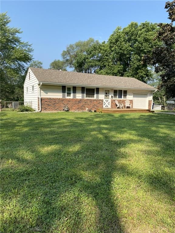 4900 Appleton Ave, Kansas City, MO 64133