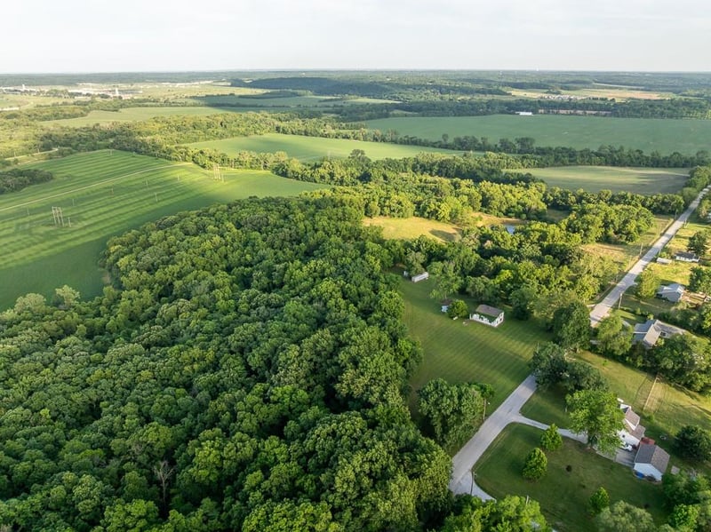 701 N Bly Rd, Independence, MO 64056