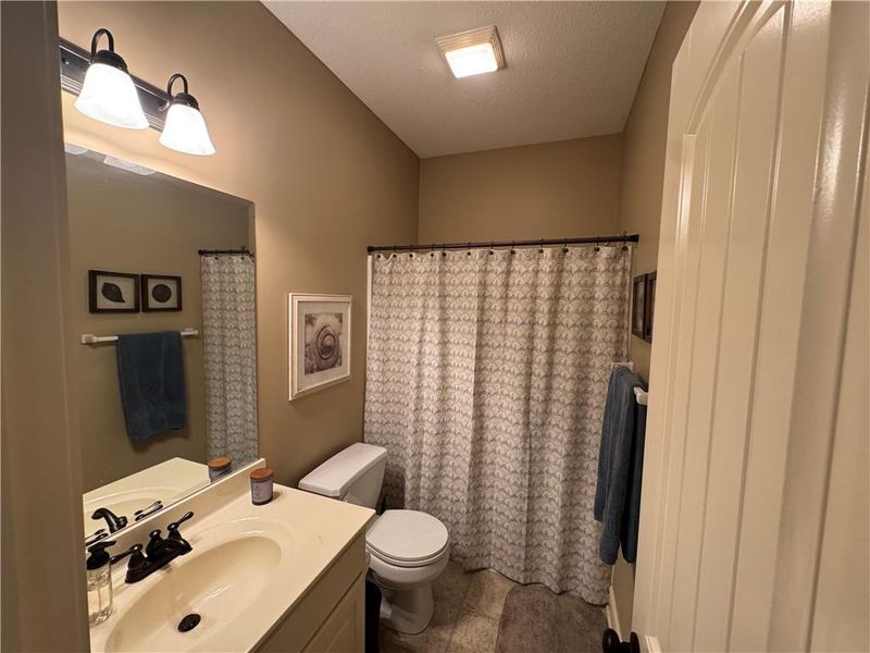 20374 W 199th Ter, Spring Hill, KS 66083