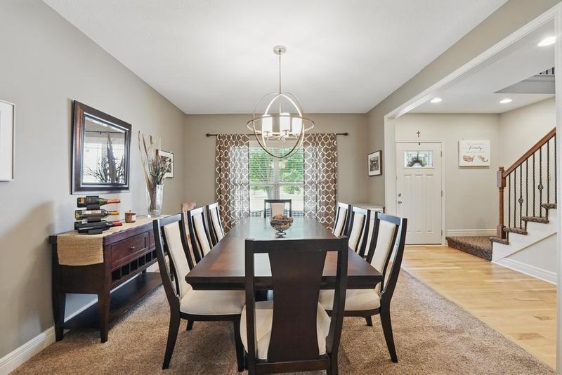 2809 SE Jennifer Dr, Lee's Summit, MO 64063