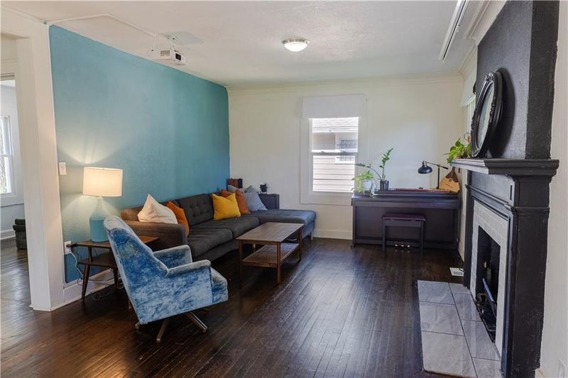 2026 E 70th Ter, Kansas City, MO 64132