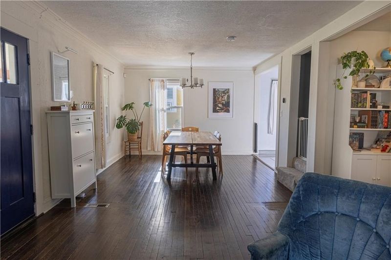 2026 E 70th Ter, Kansas City, MO 64132