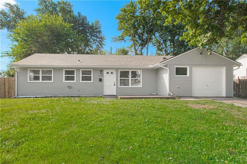7313 E 108th Dr, Kansas City, MO 64134