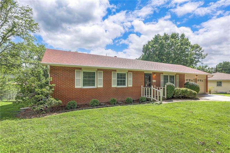 2103 Quail St, Harrisonville, MO 64701