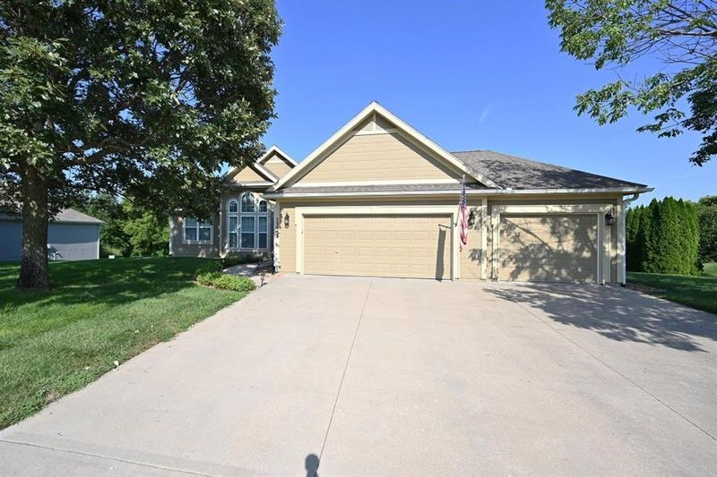 13645 Station Dr, Platte City, MO 64079
