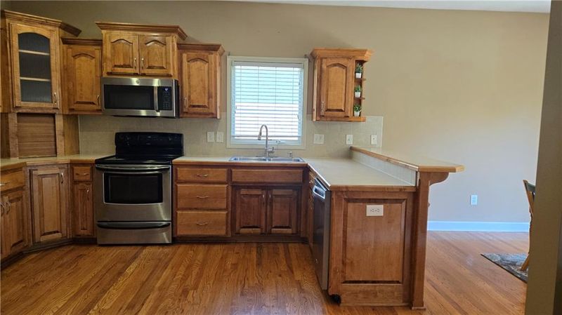 7515 N Eastern Ave, Kansas City, MO 64158