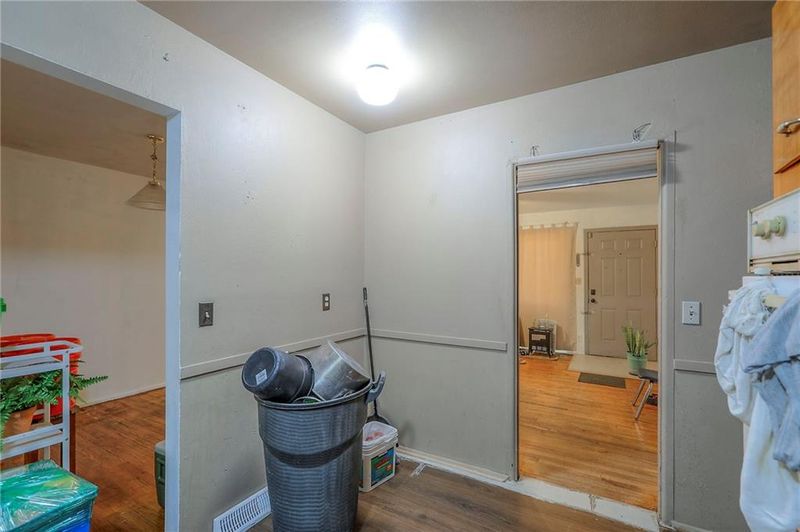 7901 E 90th Ter, Kansas City, MO 64138
