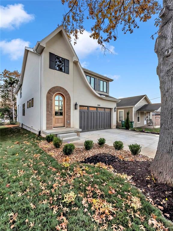 2207 W 47th Ter, Westwood, KS 66205