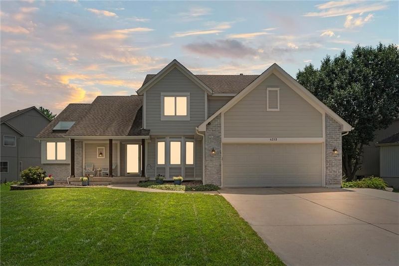 4213 SW Sapelo Dr, Lee's Summit, MO 64082