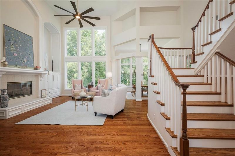 5460 NE Northgate Crossing, Lee's Summit, MO 64064