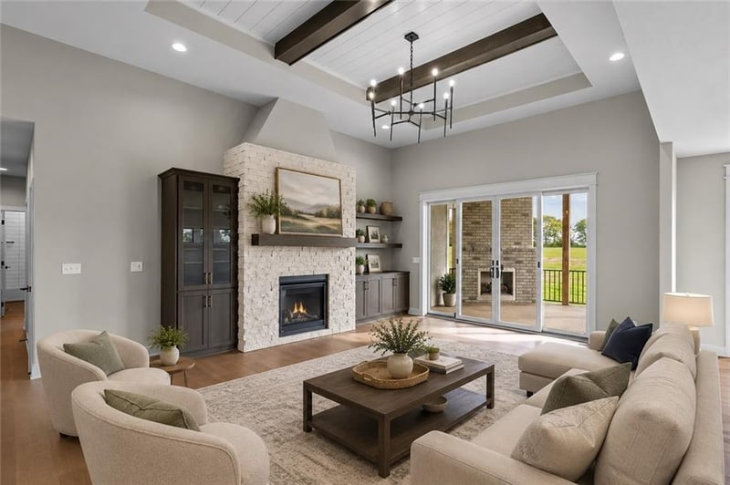 13511 Woodland Ranch Dr, Lee's Summit, MO 64086