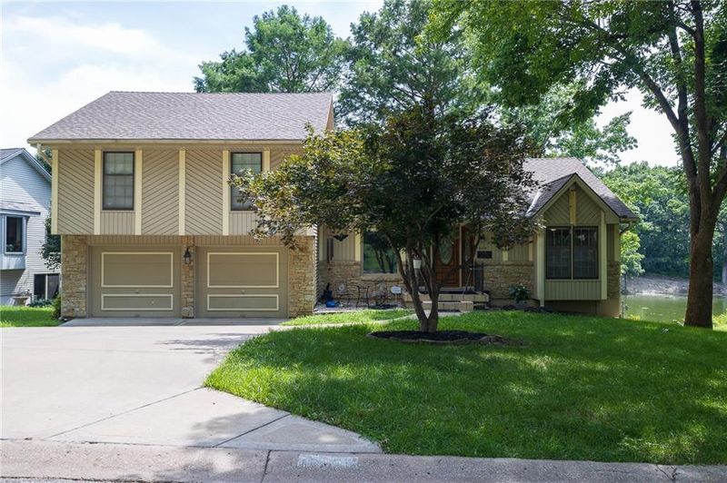13015 E 58th St, Kansas City, MO 64133