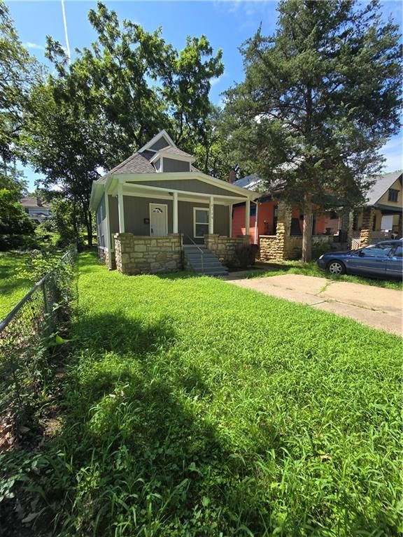 4128 Forest Ave, Kansas City, MO 64110