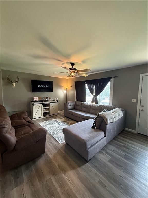 1205 Highland St, Macon, MO 63552