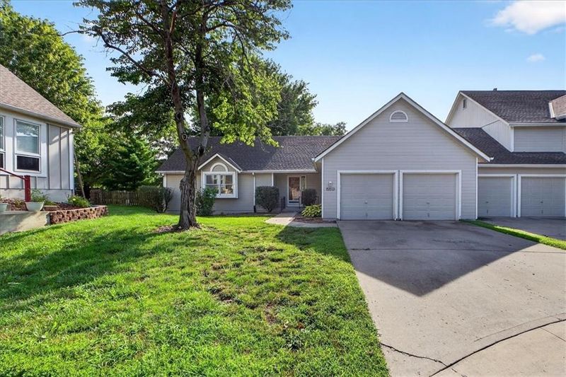 15513 Floyd St, Overland Park, KS 66223